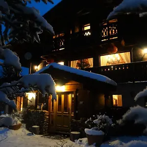 Maison d'hôtes Chalet Shufu, Saint-Jean-dʼAulps